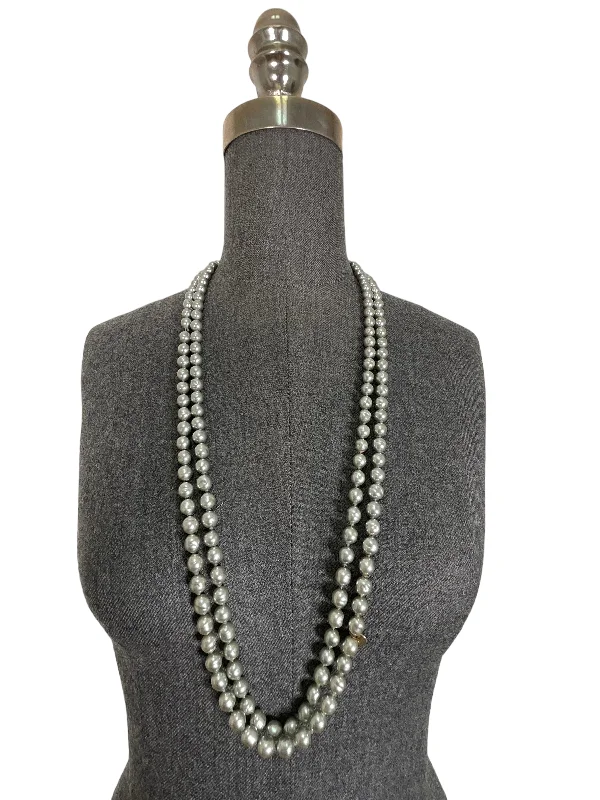 Buy CHANEL earrings with gold-plated finish -Chanel 1980s Gray Pearl Necklace