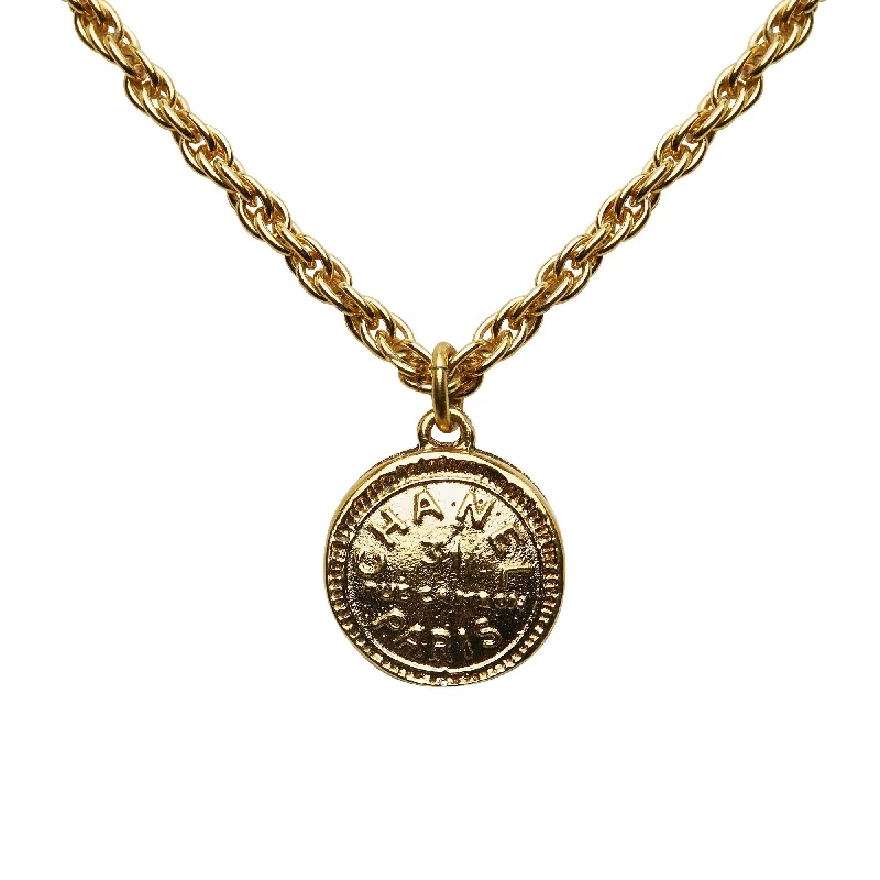 Designer CHANEL necklaces with bold shapes -Chanel 31 Rue Cambon Pendant Necklace (SHG-XtKwIb)