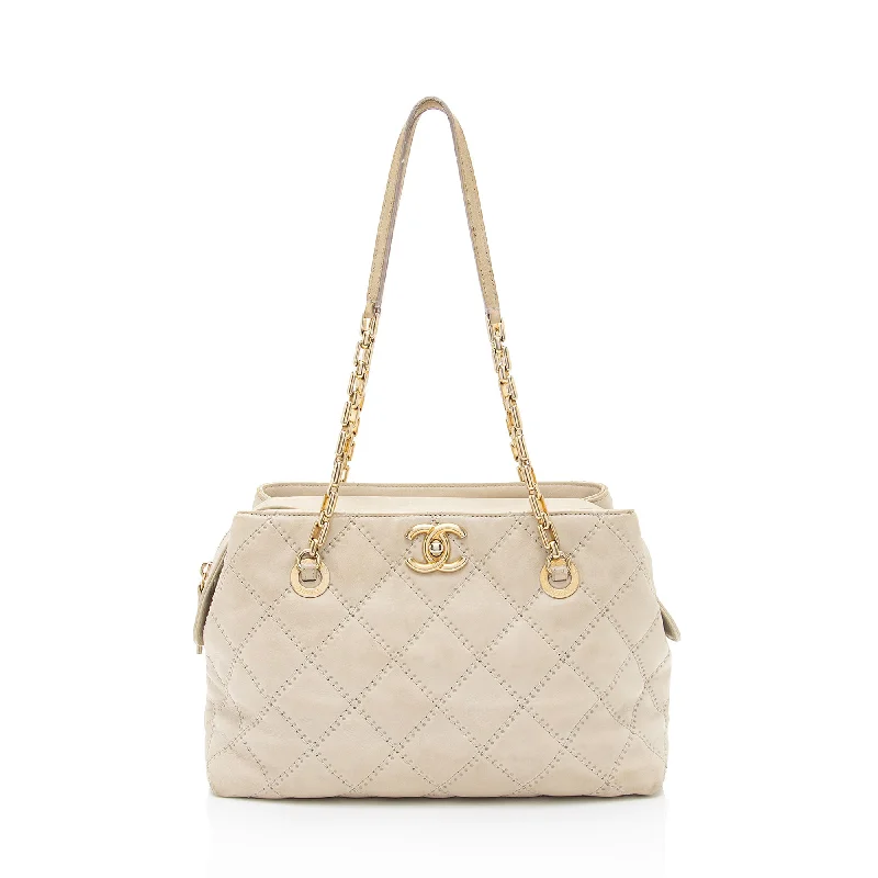 CHANEL bags with detachable pouches -Chanel Calfskin Retro Chain Tote (SHF-syaS0b)