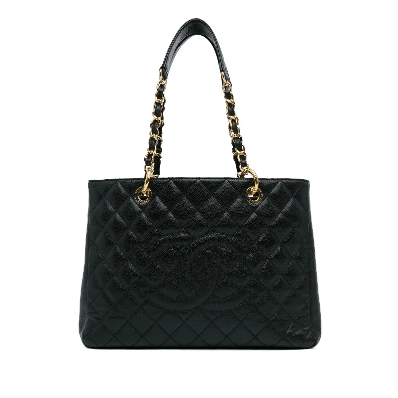 CHANEL bags with minimalist designs -Chanel Caviar Grand Shopping Tote (SHG-8A60Nv)