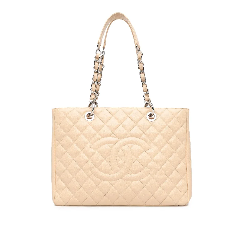 CHANEL bags for formal events -Chanel Caviar Grand Shopping Tote (SHG-wtRDYo)