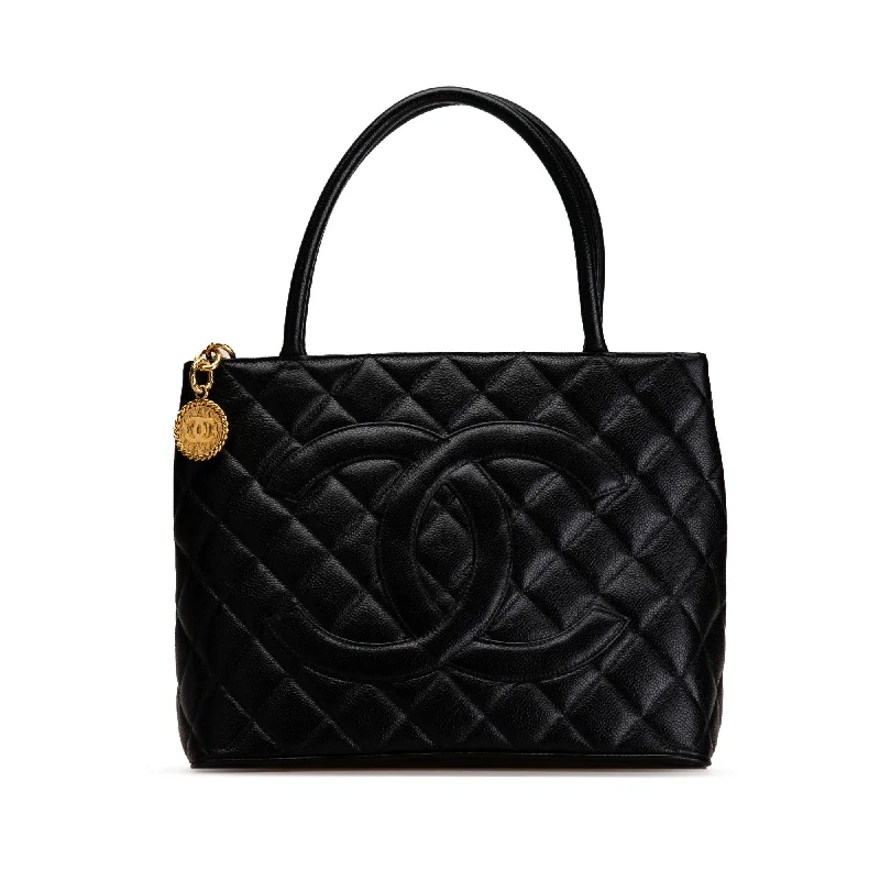 CHANEL travel bags -Chanel Caviar Medallion Tote (SHG-90N51p)