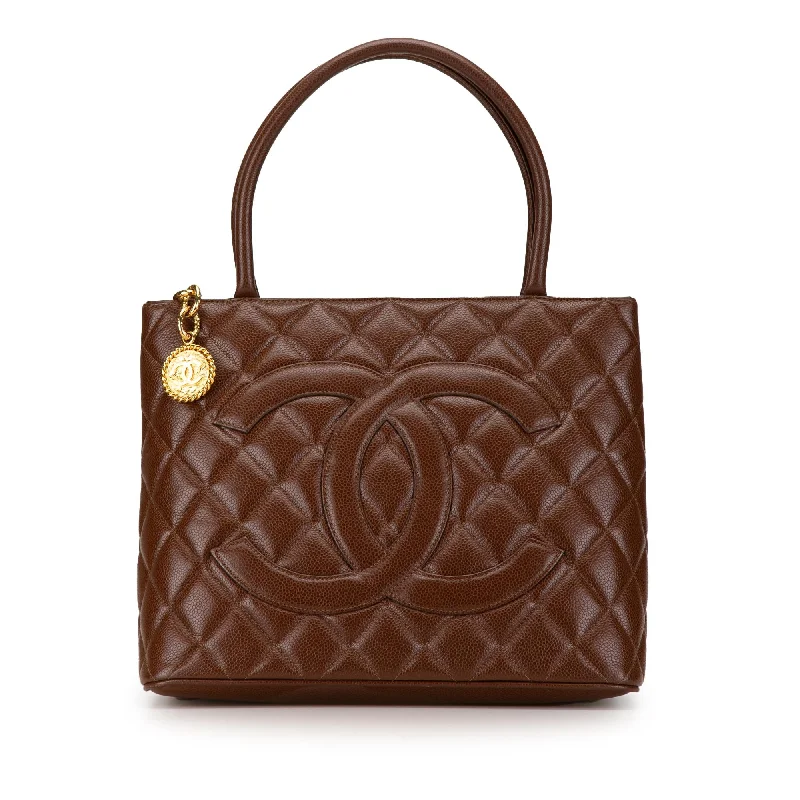 Buy CHANEL handbags online -Chanel Caviar Medallion Tote (SHG-bgKn2b)