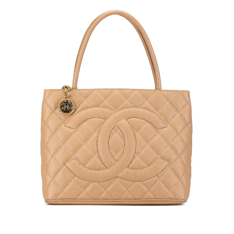 Trendy CHANEL handbags for women -Chanel Caviar Medallion Tote (SHG-euar6e)