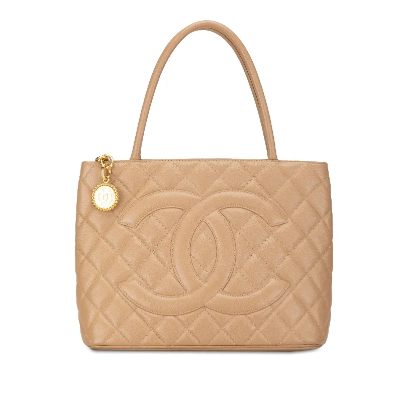 CHANEL bags for classy women -Chanel Caviar Medallion Tote (SHG-ZWP57b)