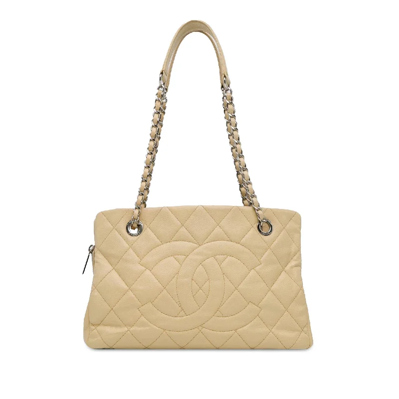 Large CHANEL bags for everyday use -Chanel Caviar Timeless CC Soft Shopper Tote (SHG-ZZMmWs)