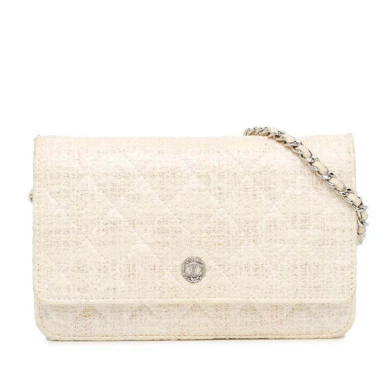 CHANEL bags with minimalist designs -Chanel CC Coated Tweed Wallet On Chain (SHG-zbY19t)