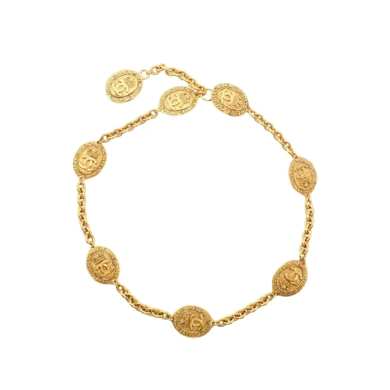 CHANEL signature jewelry for fashion lovers -Chanel CC Crown Station Necklace (SHG-ZTMLcS)