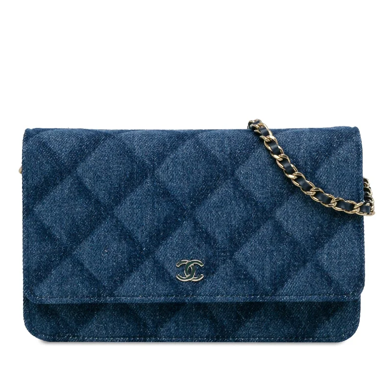 Buy CHANEL bags with plush leather -Chanel CC Denim Wallet On Chain (SHG-tRgZBv)