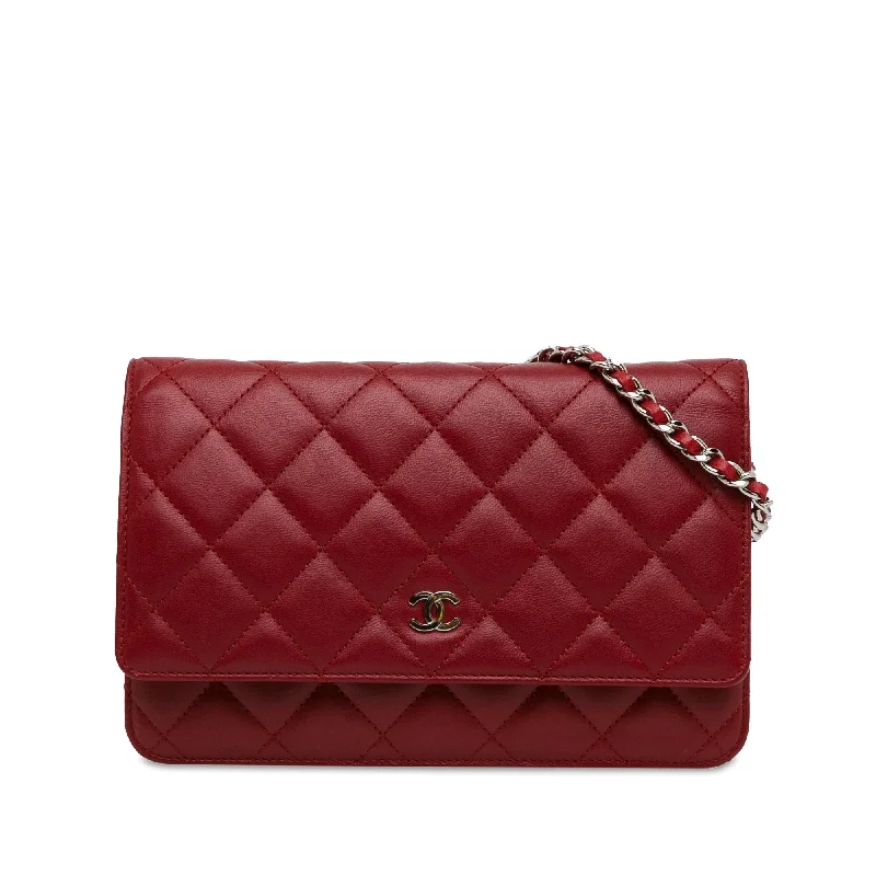 Buy CHANEL bags with sleek hardware -Chanel CC Lambskin Wallet on Chain (SHG-nOOcvI)