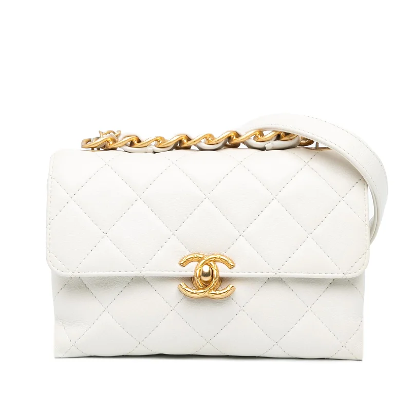 Chanel CC Quilted Lambskin Flap (SHG-8guI4k)