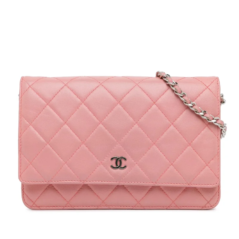 Designer CHANEL bags with fashion-forward look -Chanel CC Quilted Lambskin Wallet On Chain (SHG-eULIFC)