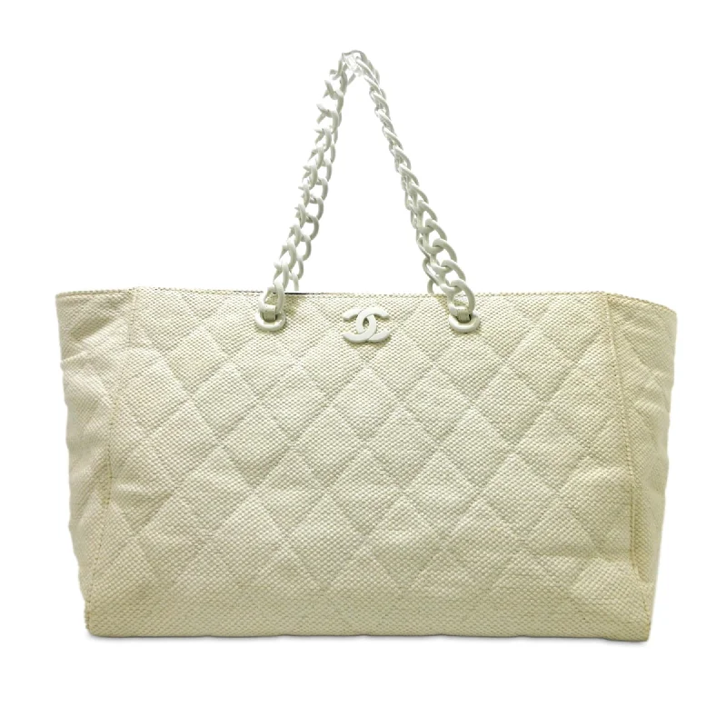 Premium leather CHANEL bags -Chanel CC Quilted Straw Tote (SHG-mpcTma)