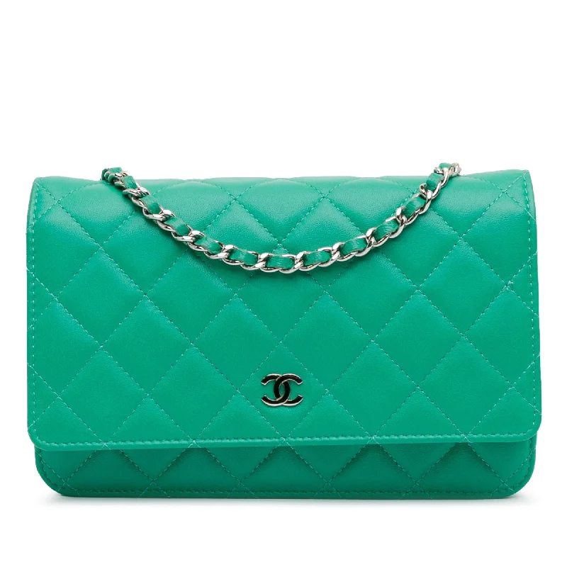 CHANEL luxury bags with elegant design -Chanel Classic Lambskin Wallet on Chain (SHG-btLSIe)