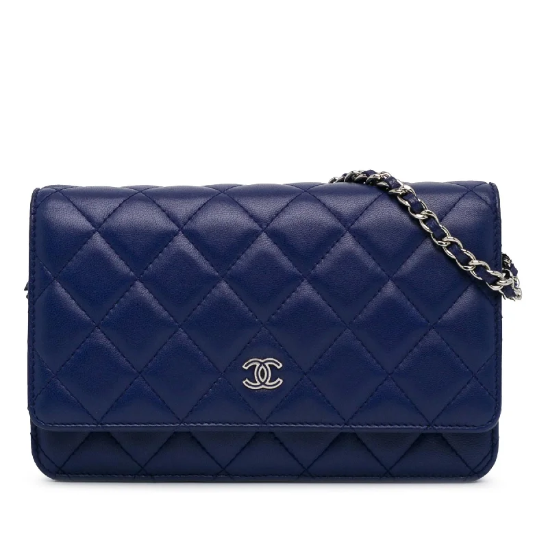 Chic CHANEL bags for street fashion -Chanel Classic Lambskin Wallet On Chain (SHG-dIcadh)