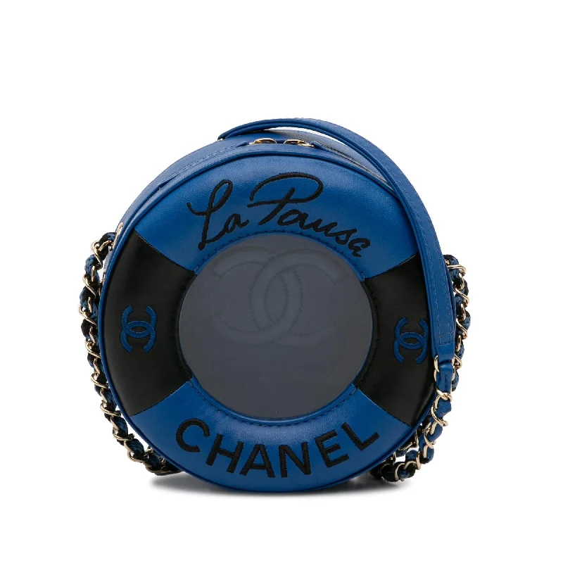 Chic and timeless CHANEL bags -Chanel Coco Lifesaver Round Crossbody (SHG-u7lyT1)