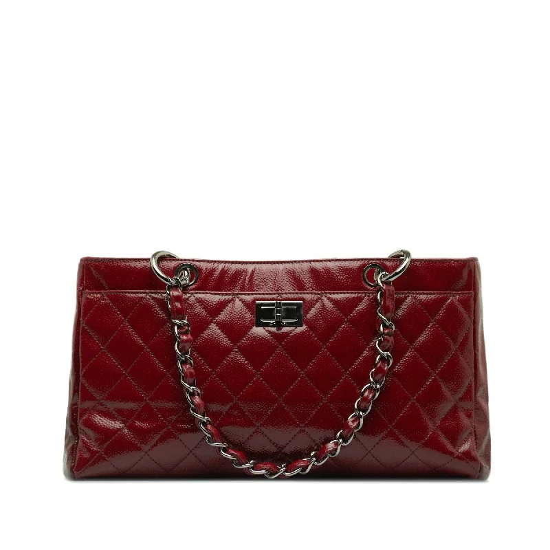 CHANEL bags for collectors and fashionistas -Chanel Diamond Shine Reissue Tote (SHG-3qW0DZ)