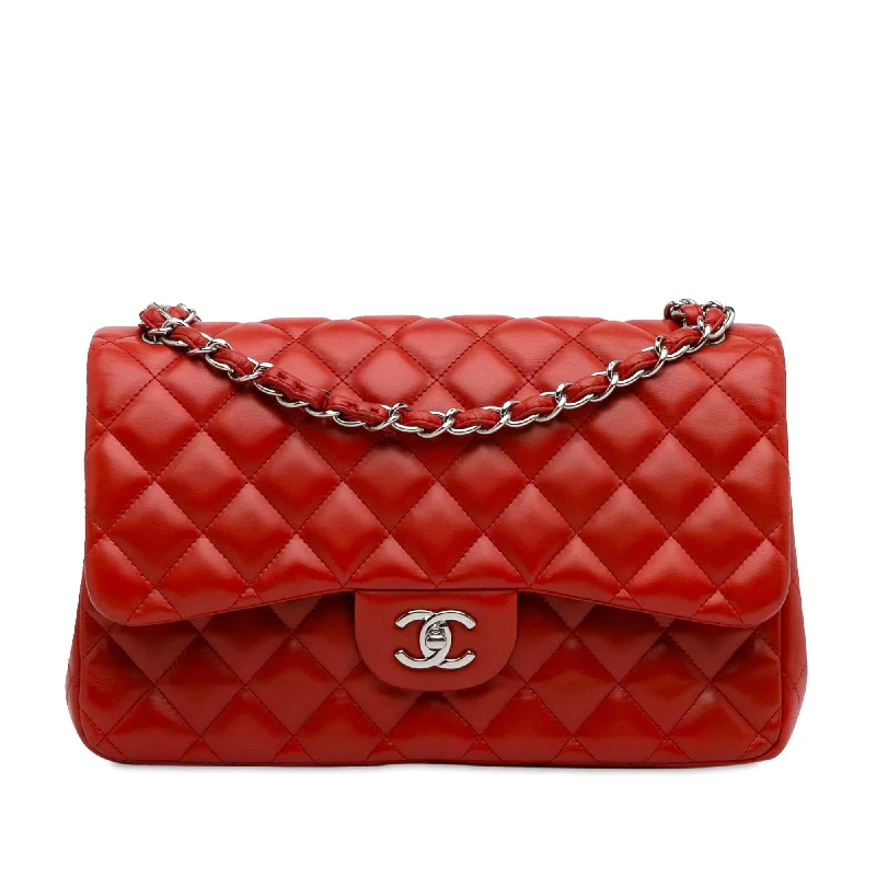 CHANEL bags with creative design details -Chanel Jumbo Classic Lambskin Double Flap (SHG-Y3xCAz)