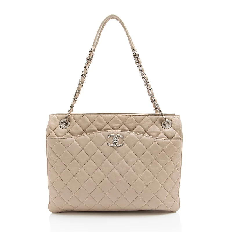 Authentic CHANEL bags with leather lining -Chanel Lambskin CC Accordion Trio Zipped Tote (SHF-wYNTLe)