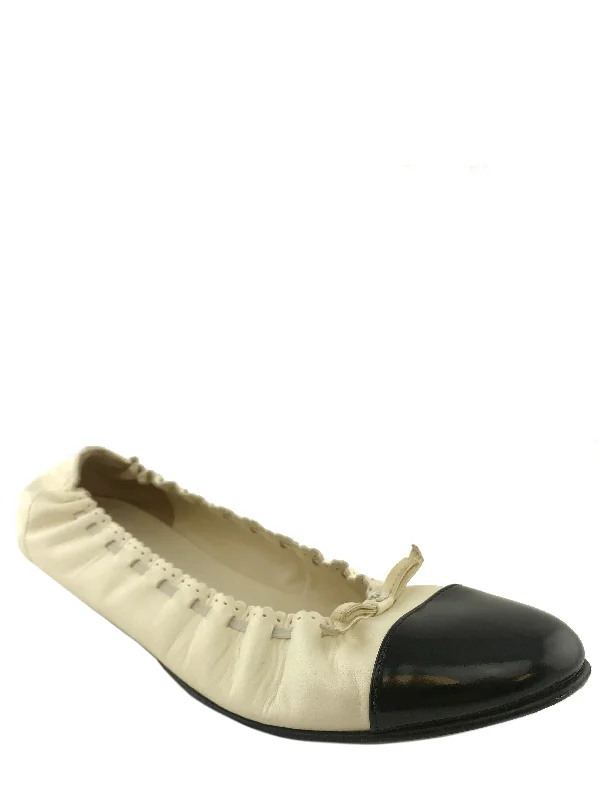 Designer CHANEL shoes for all occasions -Chanel Lambskin CC Elastic Cap Toe Ballerina Flats Size 9.5