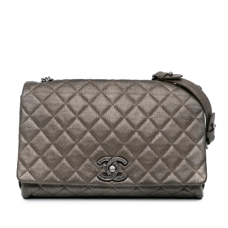 Chanel Large Quilted Goatskin City Rock Flap (SHG-fwEZu2)