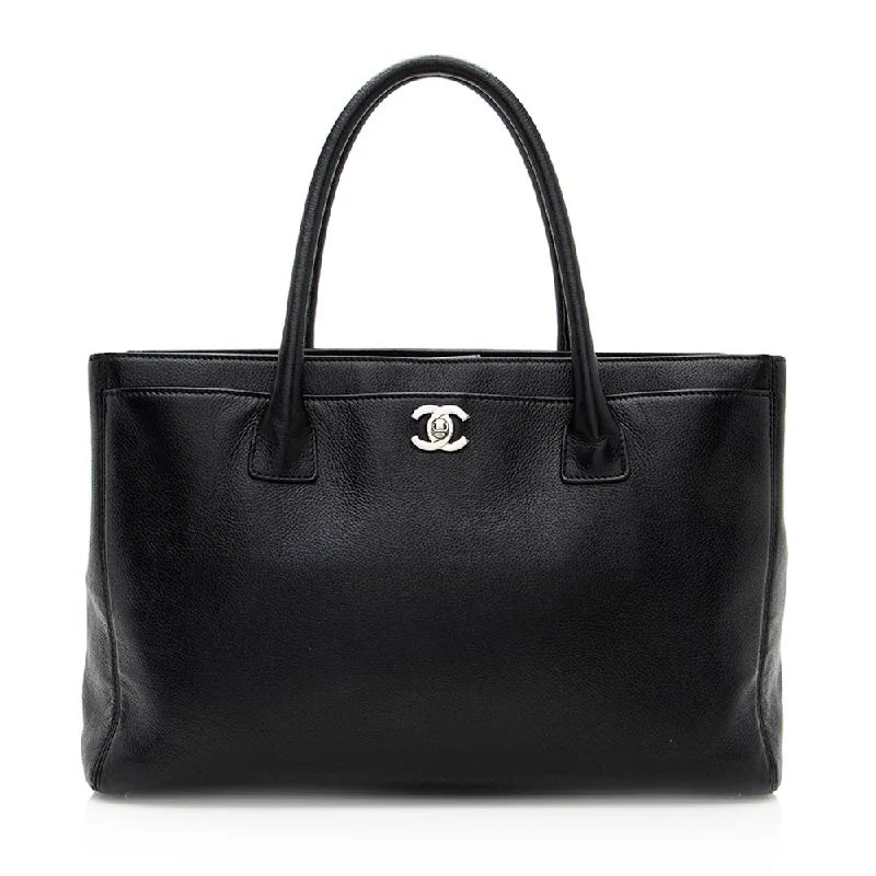 CHANEL bags with crossbody straps -Chanel Leather Cerf Classic Executive Tote (SHF-19974)