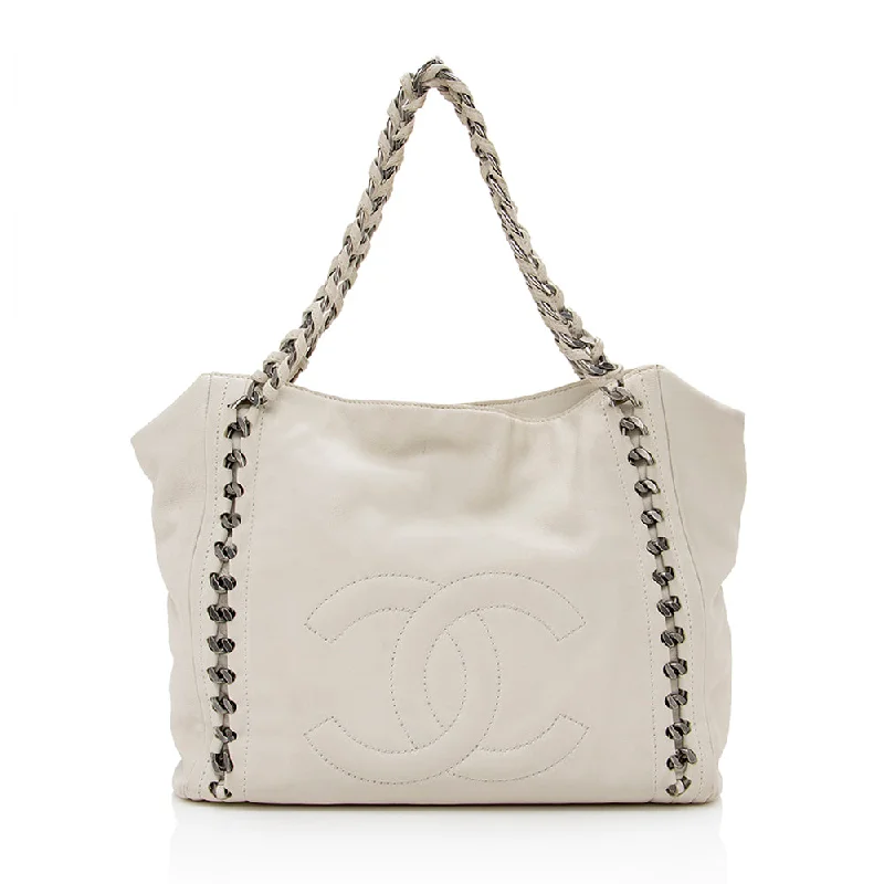 Buy CHANEL bags in exclusive designs -Chanel Leather Modern Chain Tote (SHF-16098)