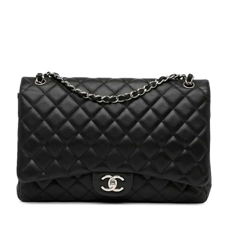 CHANEL bags with logo design -Chanel Maxi Classic Lambskin Double Flap (SHG-5E7enw)