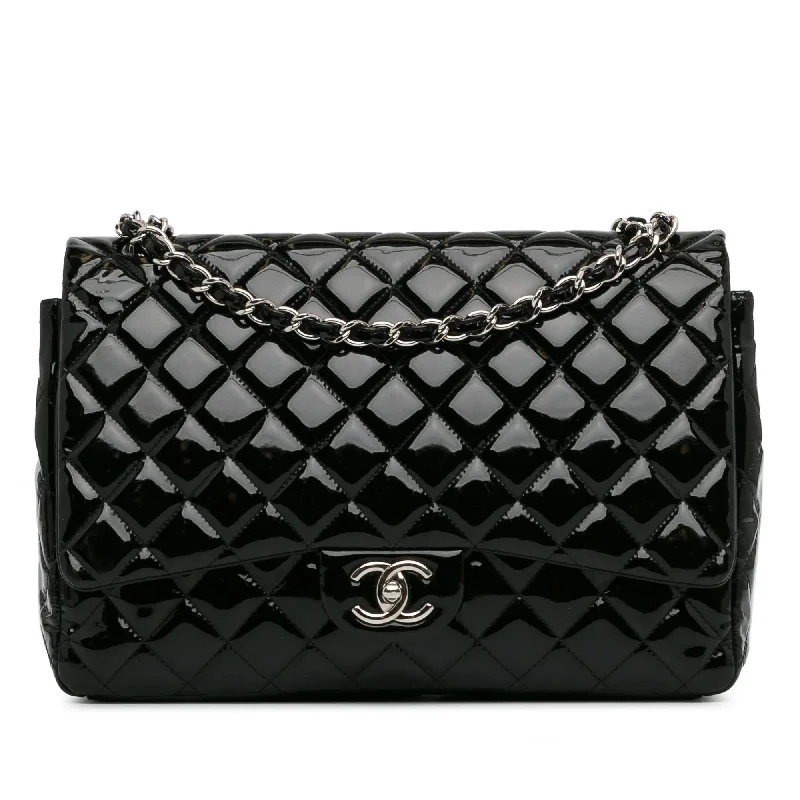 Buy CHANEL bags with sleek hardware -Chanel Maxi Classic Patent Double Flap (SHG-Kp6Vq5)