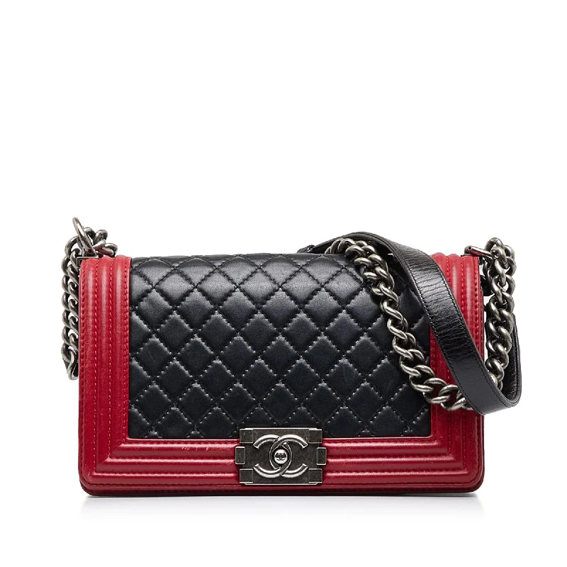 Chanel Medium Bicolor Lambskin Boy Flap (SHG-cLDWy7)