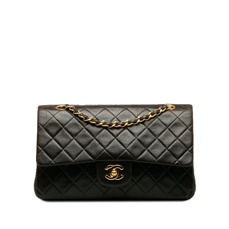 Buy CHANEL bags for women’s wardrobe -Chanel Medium Classic Lambskin Double Flap (SHG-kZvYcH)