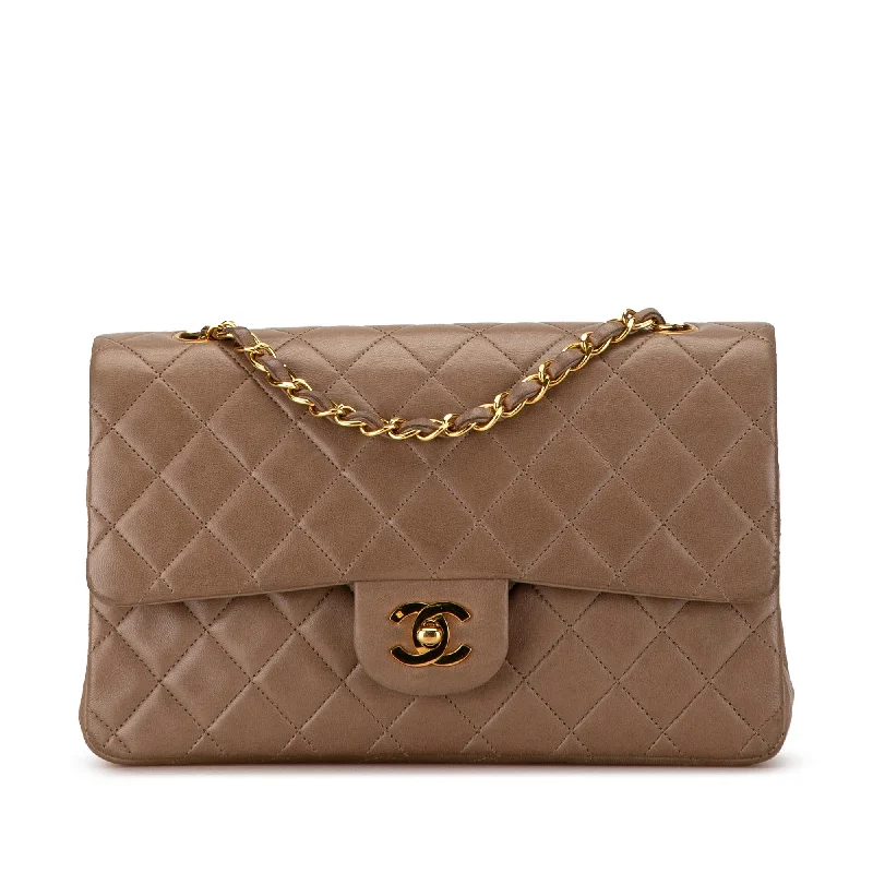 Buy classic CHANEL handbags -Chanel Medium Classic Lambskin Double Flap (SHG-oPVKa3)