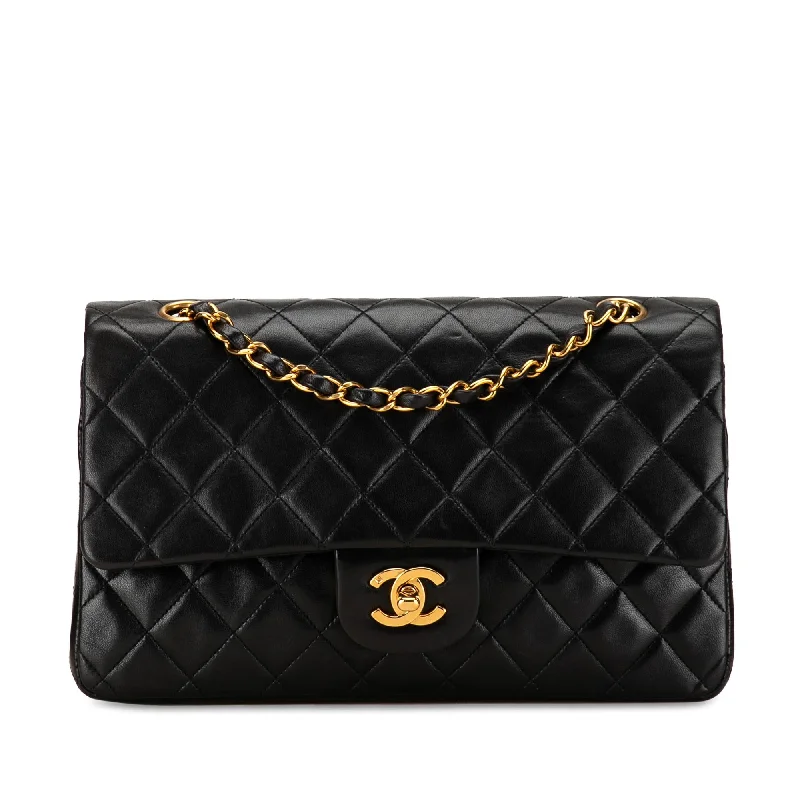 Pre-owned CHANEL bags for sale -Chanel Medium Classic Lambskin Double Flap (SHG-U6XslK)