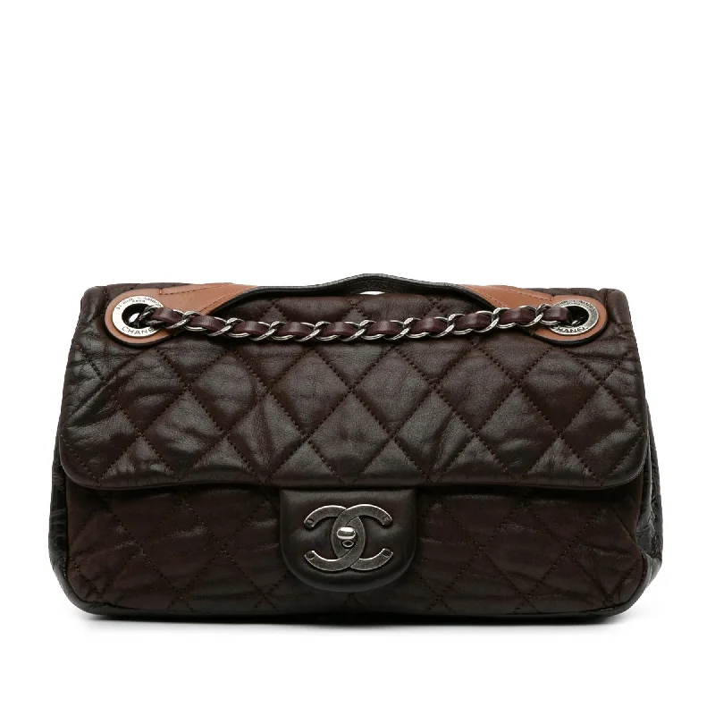 Chanel Medium Iridescent Calfskin In The Mix Flap (SHG-6KToLL)