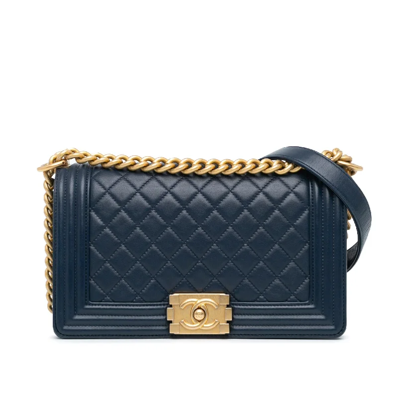 Chanel Medium Lambskin Boy Flap (SHG-ocopwr)