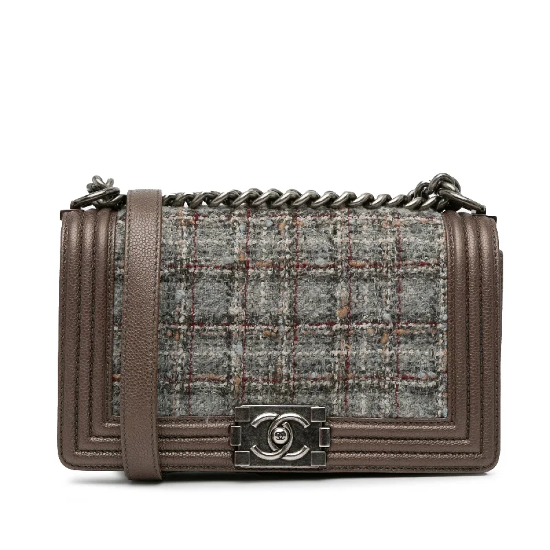 Chanel Medium Tweed Boy Flap (SHG-zJI6Qb)