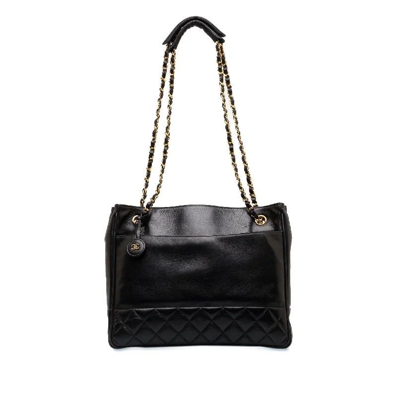 CHANEL handbags with chain strap -Chanel Quilted Lambskin Tote Bag (SHG-UnBCHn)