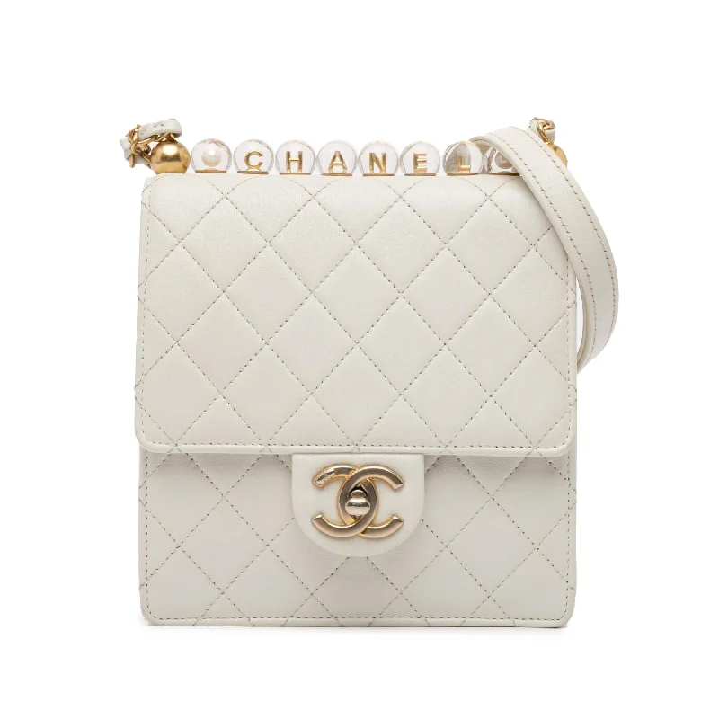 Chanel Small Lambskin Chic Pearls Flap (SHG-dGzanu)