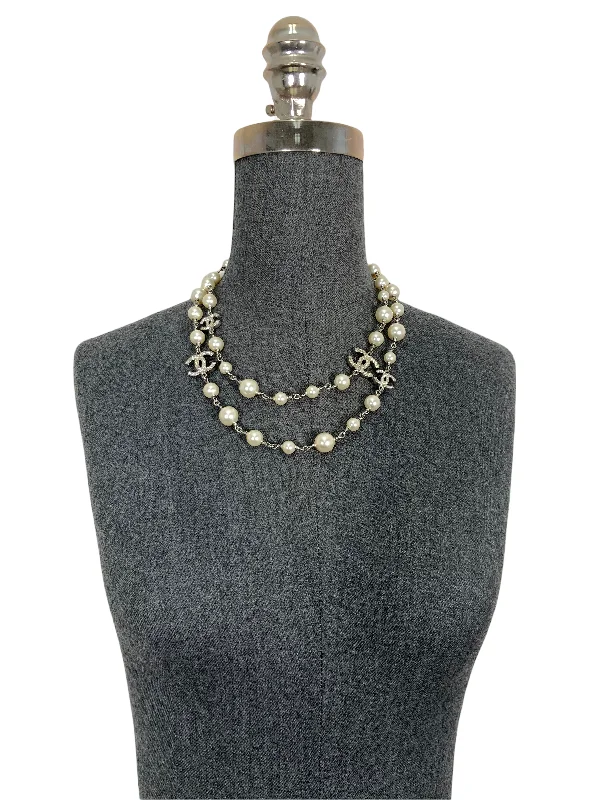 CHANEL luxury bracelets for women -CHANEL Timeless Classic Pearl 5 Crystal CC Logo Necklace