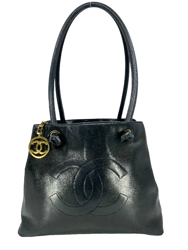 CHANEL bag with fashionable chains -CHANEL Vintage Lambskin Leather CC Logo Tote Bag