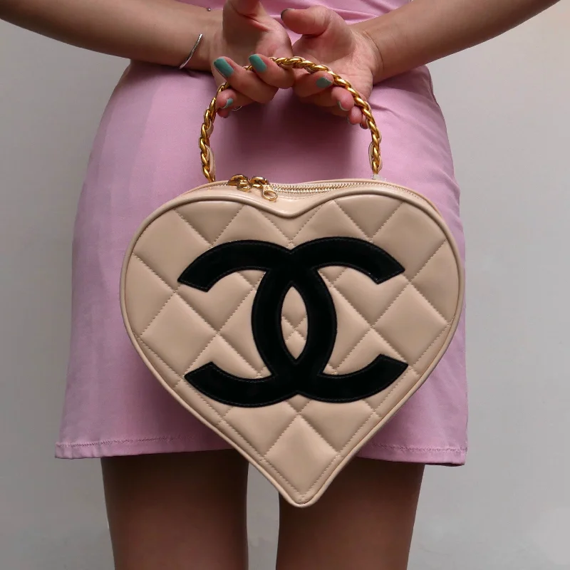 Buy CHANEL bags in exclusive colors -CHANEL * 1995 Heart Vanity Handbag