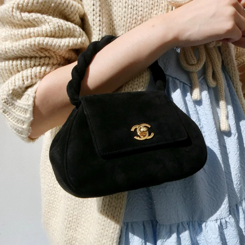 CHANEL bags with elegant clasp -CHANEL * 1996-1997 Handbag Black Suede