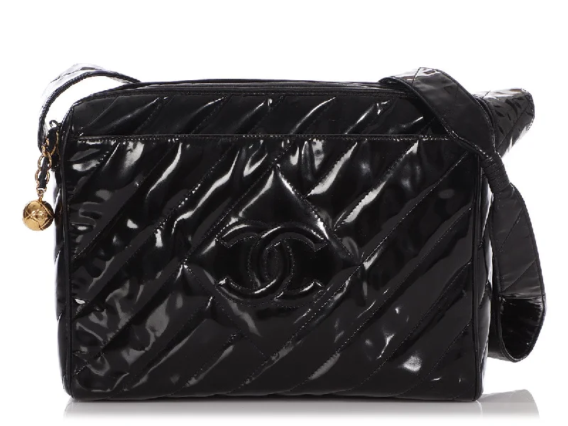 Buy CHANEL bags with high-quality materials -Chanel Vintage Black Patent Crossbody Bag