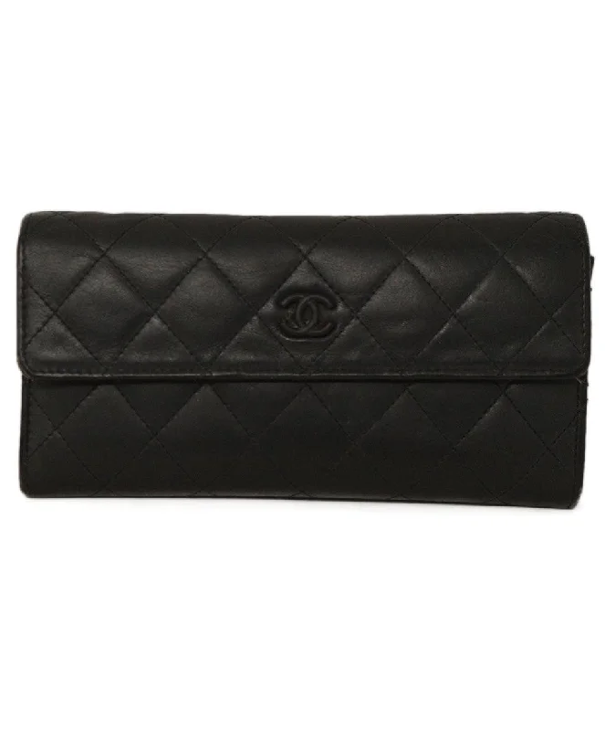 CHANEL vintage bag designs -Chanel Black Leather Wallet