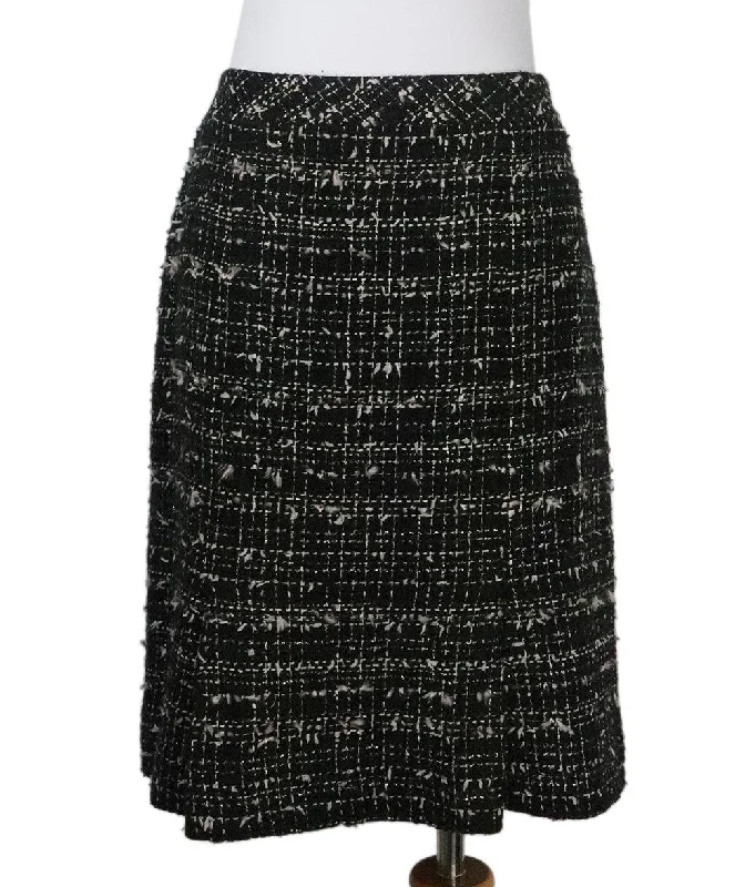 CHANEL oversized cardigans for women -Chanel Black & White Tweed Skirt sz 10