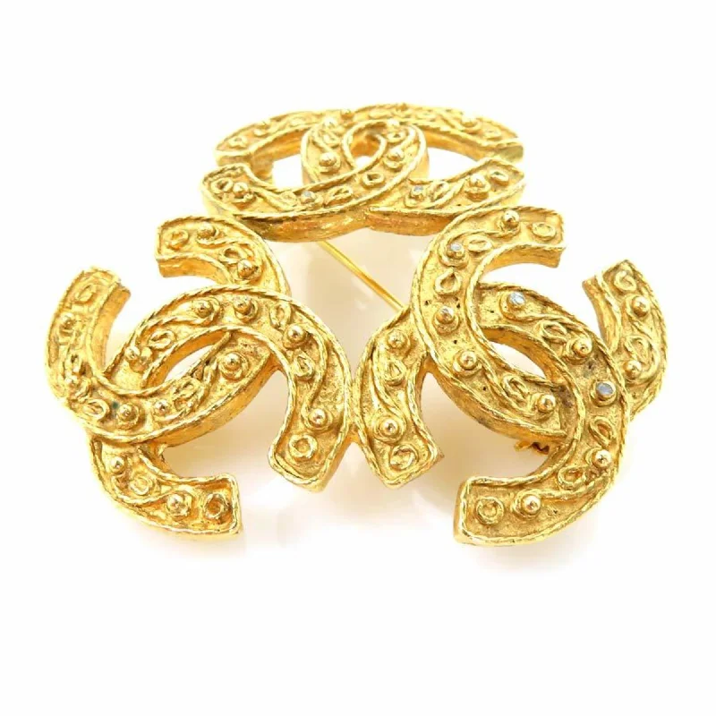 CHANEL earrings with classic detailing -CHANEL brooch triple here mark metal gold ladies