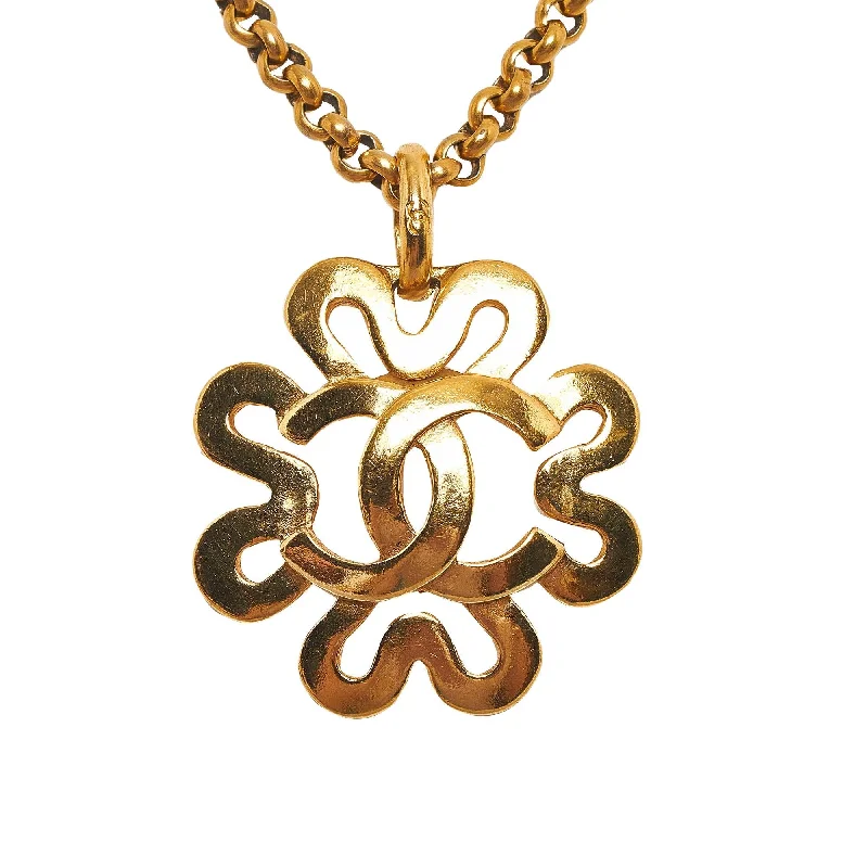 Exclusive CHANEL jewelry for special occasions -Chanel CC Pendant Necklace (owXP5t)