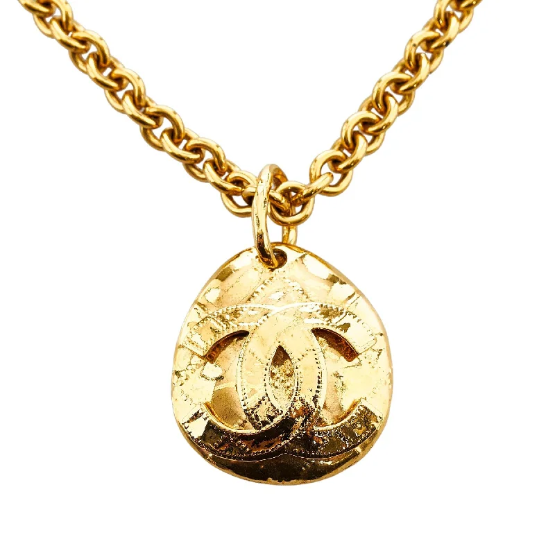 CHANEL jewelry with floral details -Chanel CC Round Pendant Necklace (iT3oVq)