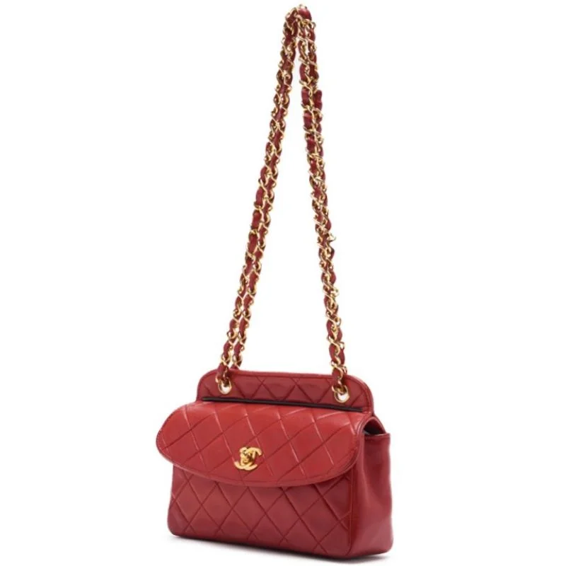 Exclusive CHANEL bags for stylish women -CHANEL 【CHANEL】 Mini Traverse Roundflip Chain Shoulder  Red  Shoulder Bag Miniature Shoulder Bag  Bag Hybrid 【 Delivery】  Yabok Online