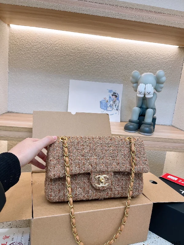 CHANEL bags with unique designs -CHANEL Flip Chain Bag Shoulder Bag Crossbody Bag